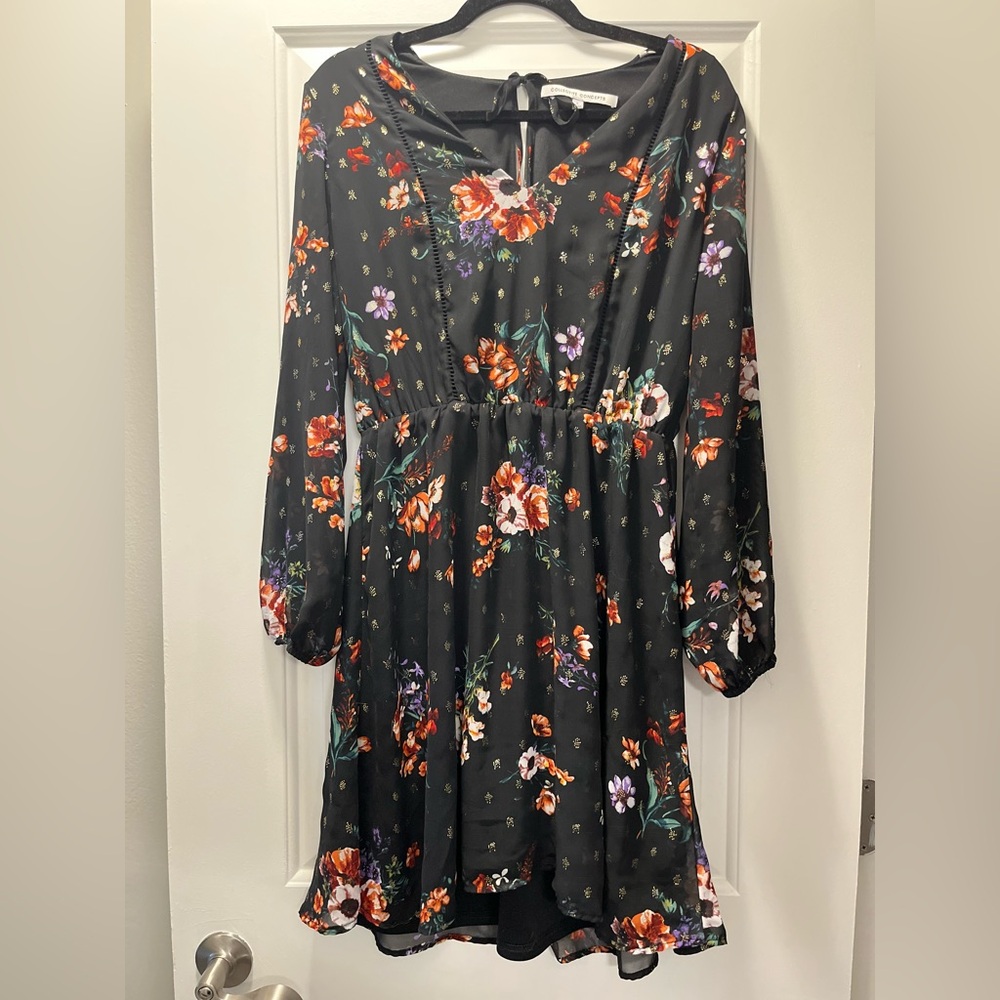 COLLECTIVE CONCEPTS Black Floral Dress size Large